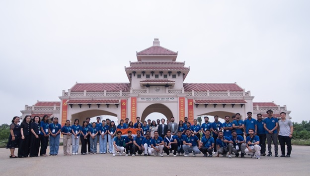 Trung tâm Dự báo và Phát triển nguồn nhân lực thúc đẩy quốc tế hoá tại Đại học Quốc gia Hà Nội: Tổ chức thành công chương trình trao đổi học thuật và trải nghiệm văn hoá cho đoàn sinh viên và giảng viên của Trường Đại học GCU (Ấn Độ).